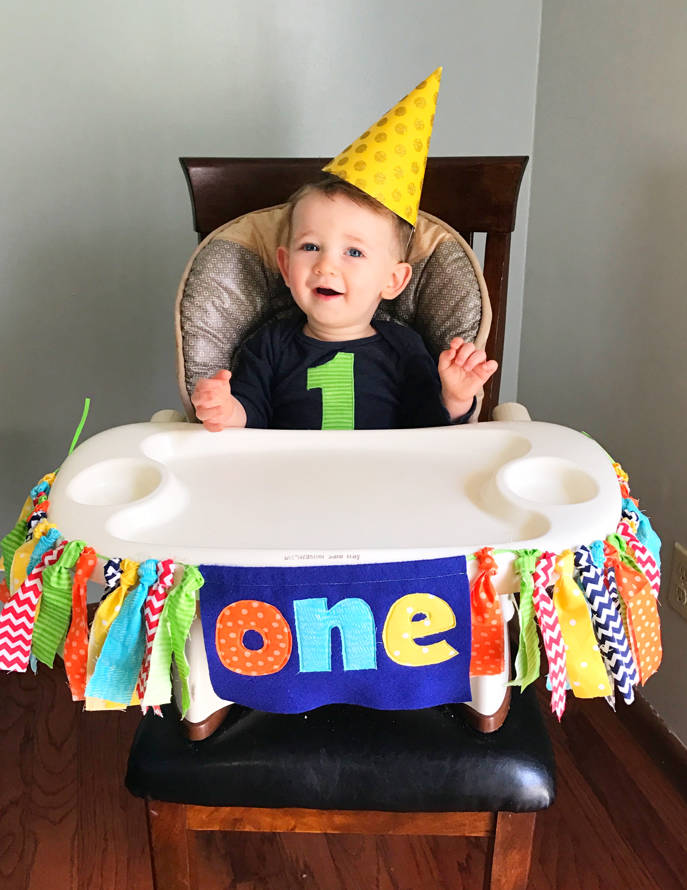 Cute Little Monster FIRST BIRTHDAY! {with free templates ...