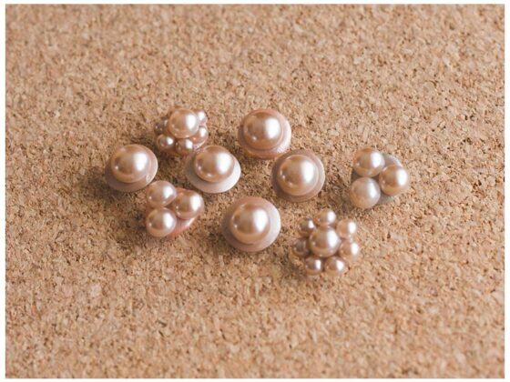 DIY Pretty Thumbtacks!