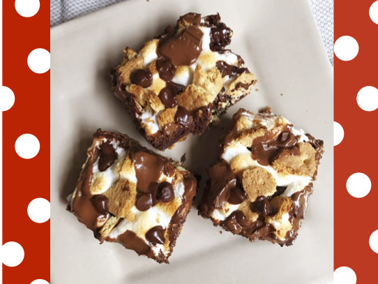 S’mores Bars {To Feed A Crowd}