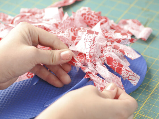 DIY Kids Patriotic Flip Flops