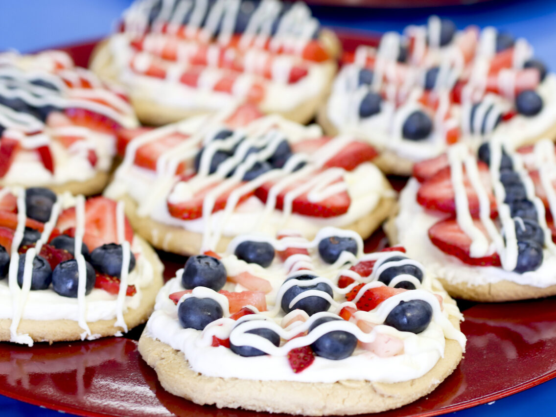 Mini Fruit Pizzas (Fourth of July)