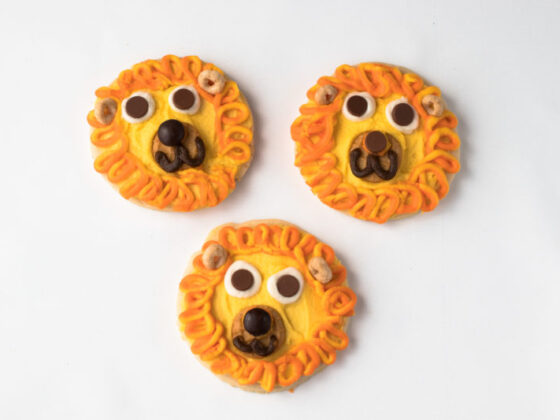 Lion Face Cookies – Easy Animal Face Kid Food Snack Idea