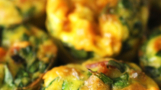 Make Ahead Breakfast | Make Ahead Breakfast Casserole | Make Ahead Breakfast Healthy | Make Ahead Breakfast Burrito | Make Ahead Breakfast Cups | Breakfast Ideas | Breakfast Casserole | Breakfast Recipes | Holiday Breakfast | Holiday Breakfast Ideas | Holiday Breakfast Recipes | Holiday Breakfast Casserole | Breakfast Ideas That Can Be Frozen | Looking for a way to have a delicious without all the work of making it in the morning? This collection of recipes includes a great variety of #breakfast ideas that can be made the night before. And, a lot of these recipes give you the freezing instructions as well.