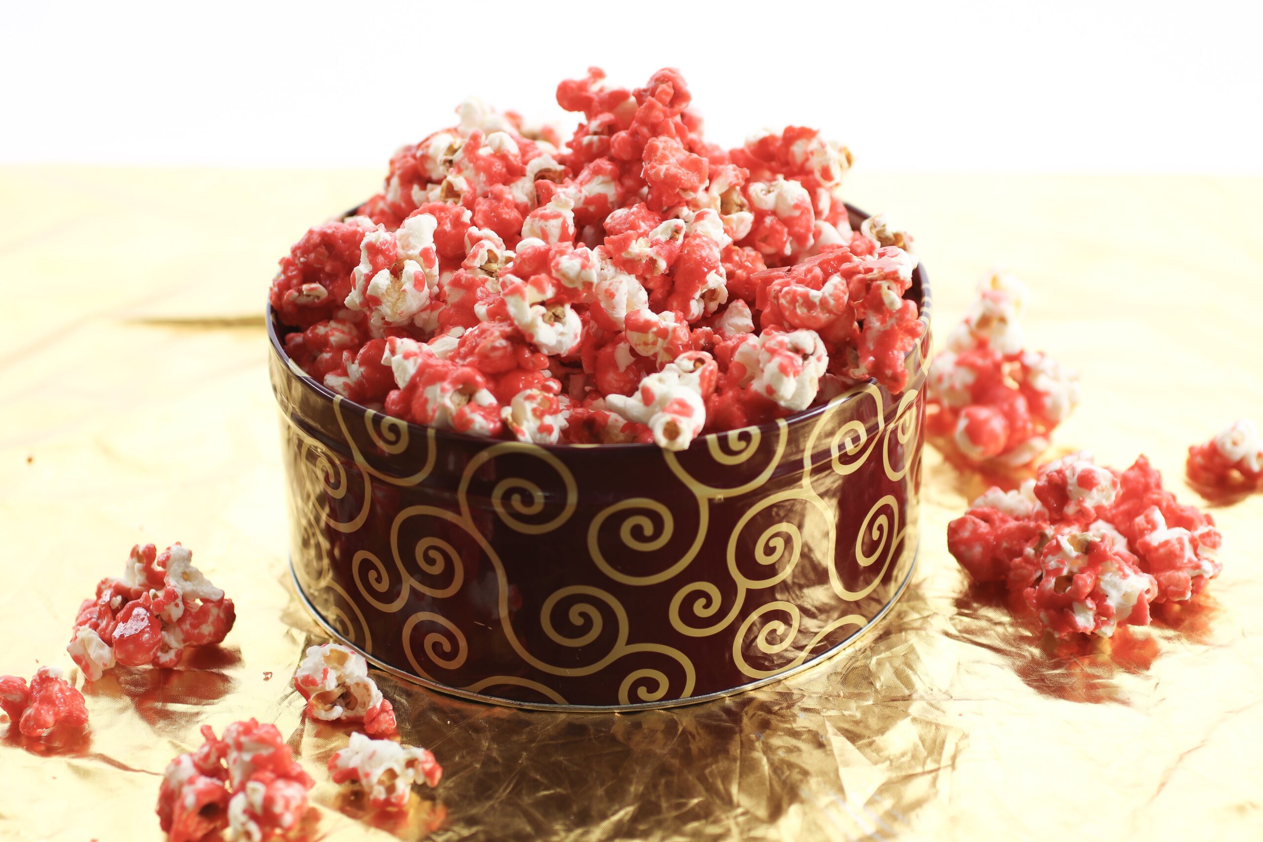 Popcorn Recipes | Popcorn Recipes Sweet | Cinnamon Popcorn | Cinnamon Popcorn Easy | Holiday Popcorn | Snacks for Party Easy | Holiday Popcorn Recipes | Holiday Popcorn Recipes Gift | Snacks for Party | This unique sweet, cinnamon #popcorn recipe is always a crowd pleaser! Take it to your next #holiday gathering for a fun, festive treat! Go to Six Clever Sisters for the recipe.