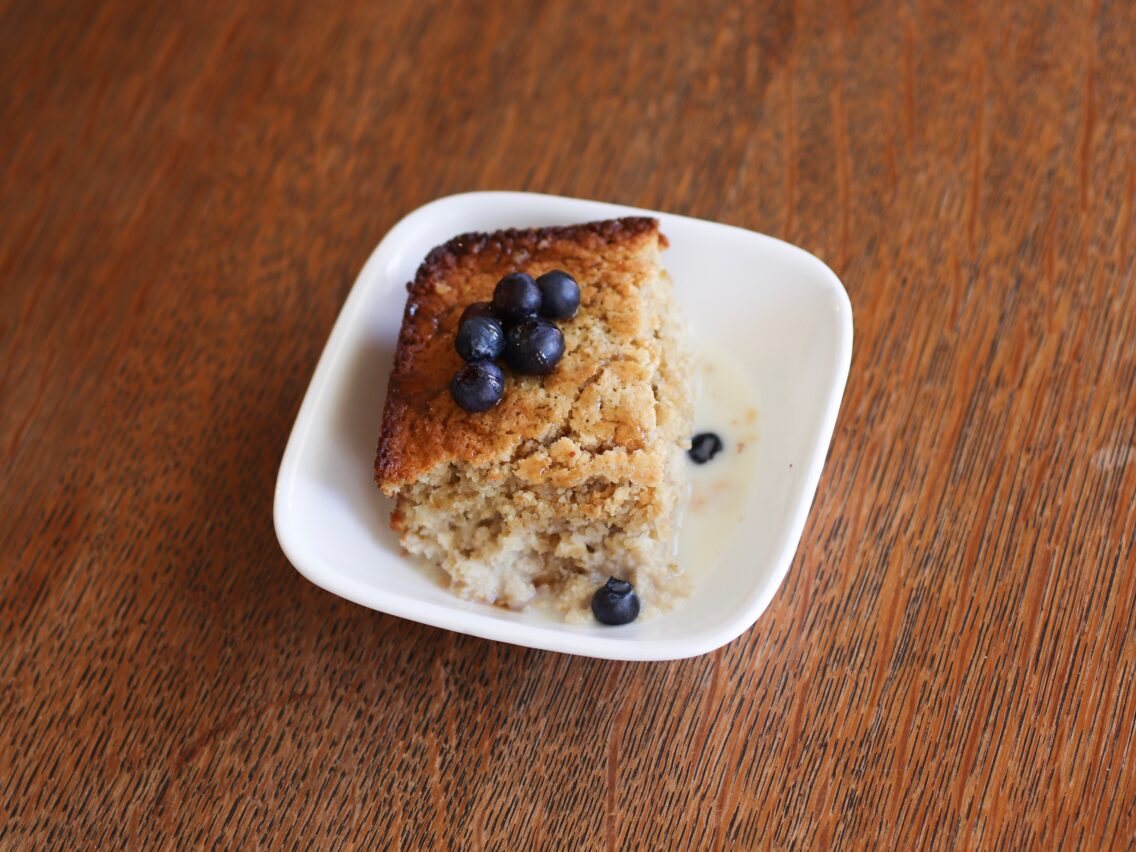 Easy Baked Oatmeal {A No Fail Breakfast!}