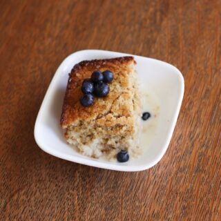 DIY Metallic Glitz and Glam Wedding Cake Stand