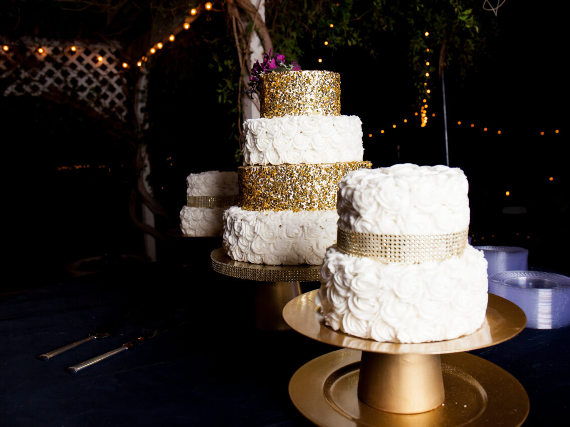 DIY Metallic Glitz and Glam Wedding Cake Stand