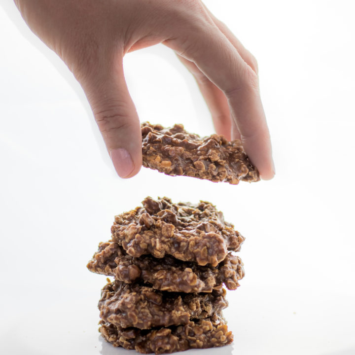 No Bake Cookies | No Bake Cookies Recipe | No Bake Cookies Recipe With Peanut Butter | 5 Minute Recipes Simple | No Bake Cookies Recipe Easy | Cookie Recipes Easy | 5 Minute Recipes | No Bake Cookies Oatmeal | Want to whip up a batch of these #goodies without having to turn on the oven during these hot #summer days? This is the perfect #recipe! #sixcleversisters