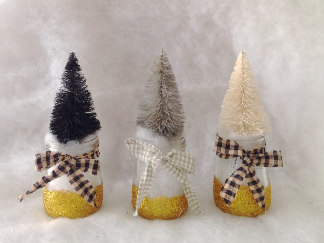 How I Turned Baby Food Jars Into Cute Christmas Decor