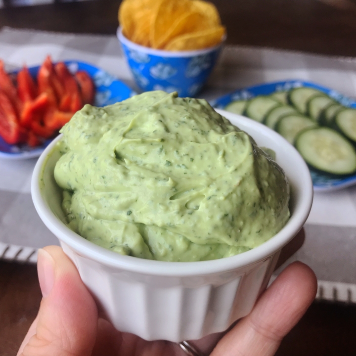 Avocado | Healthy Appetizer | Summer Dip | Avocado Recipes | Cilantro Lime Dressing | Cilantro Recipes | Pool Party | Pool Party Ideas | Summer Party Food | Summer Food | Appetizer | Appetizer Easy | Appetizer Healthy | Appetizers for Party | Dip for Chips | Dip for Chicken | Dip for Parties | Lime | Garlic | Dip Recipe | Recipe on Six Clever Sisters!