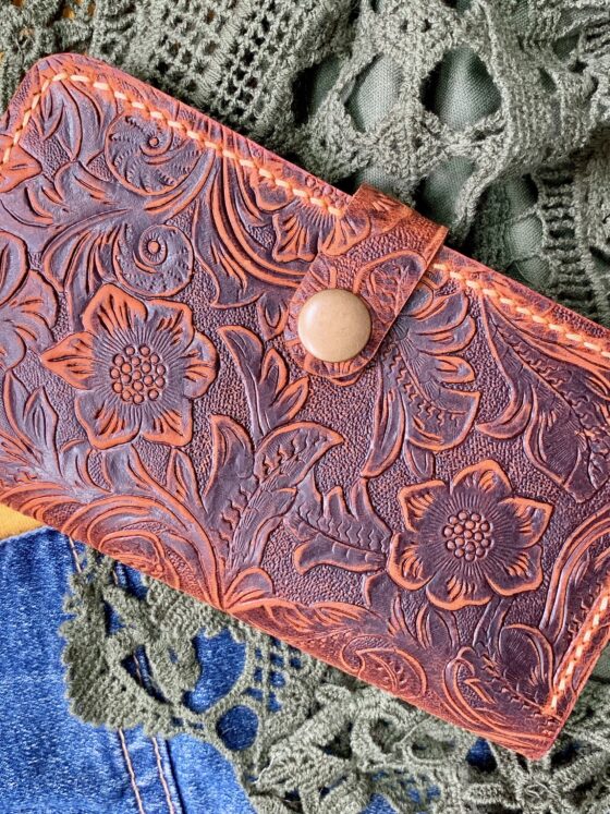 Beautiful Phone Case – Great Christmas Gift or Birthday Gift Idea!