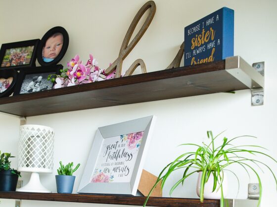 How to Style Floating Shelves for Spring