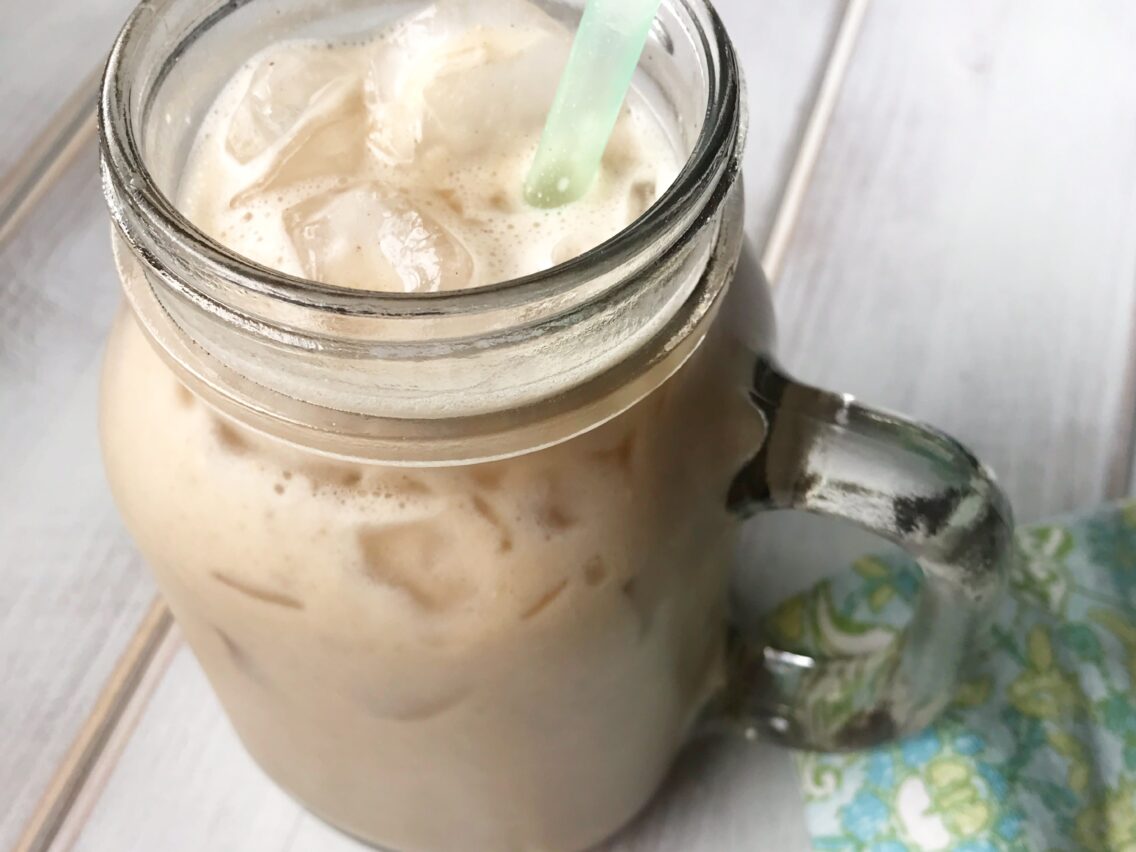 Maple Cinnamon Roll Smoothie
