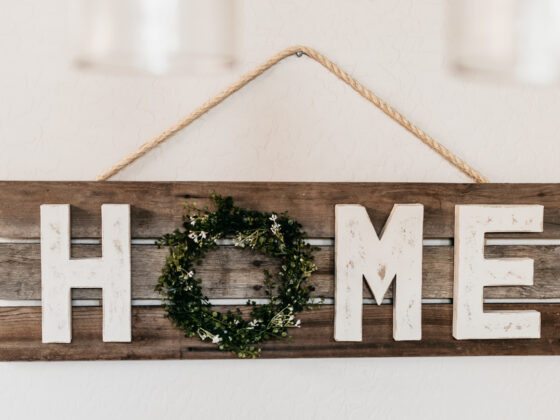 DIY Home Sign – Easy Farmhouse Decor