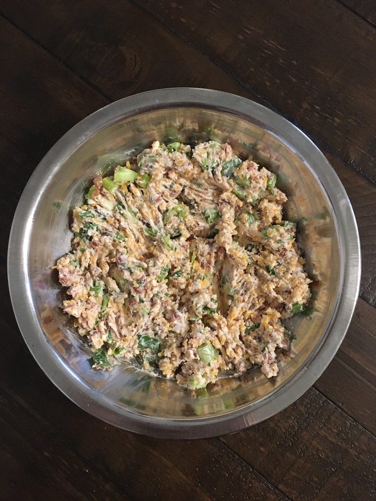 Loaded Bacon Ranch Pinwheels | Bacon Appetizer | Pinwheel Recipe | Appetizer Recipe | Party Food Recipe | Loaded Bacon Ranch Pinwheels make a great appetizer for holiday parties! The full recipe is at SixCleverSisters.com