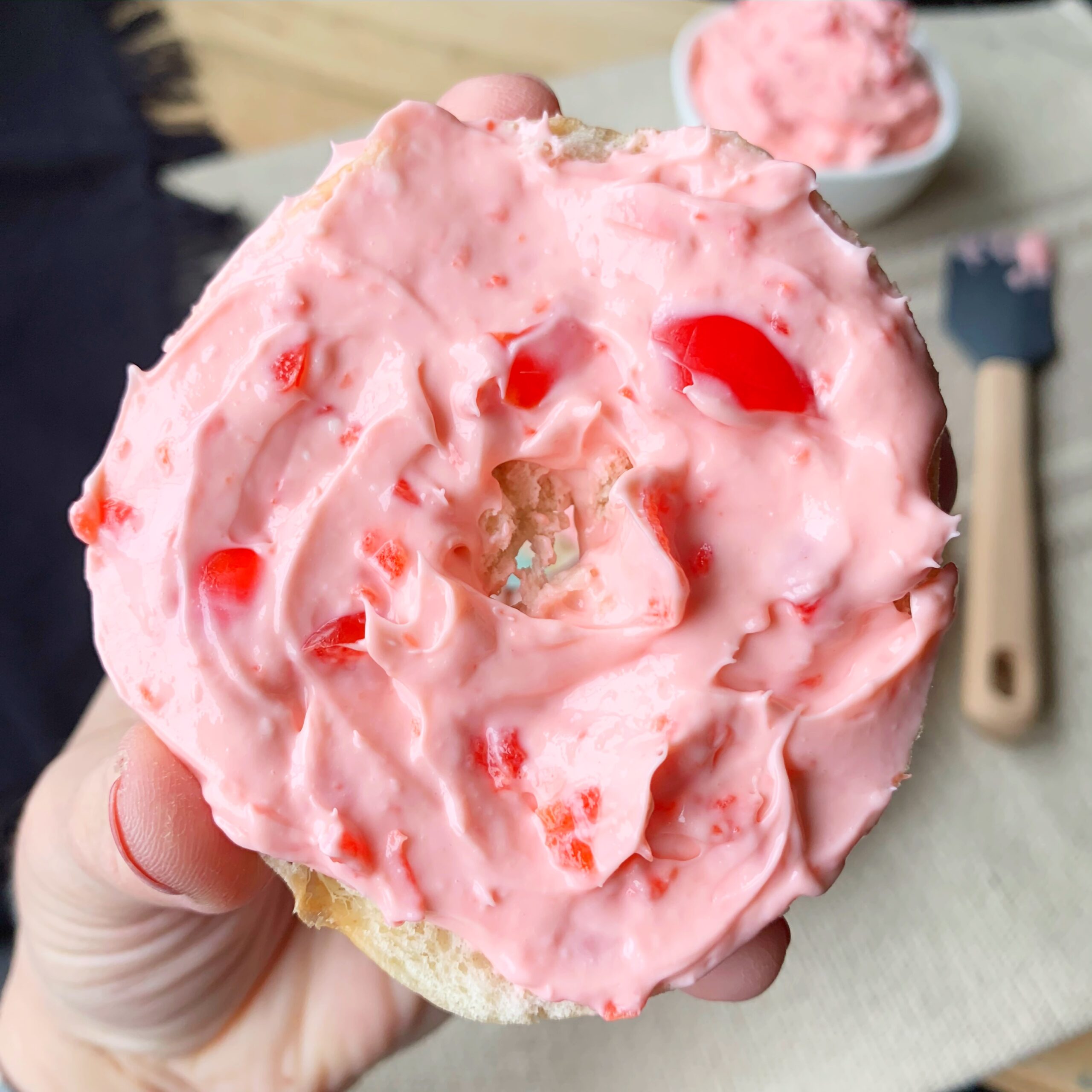 Cherry Almond Cream Cheese | Brunch | Easy Party Food | Brunch Recipes | Bagels | Cream Cheese | Cherry | Almond | Breakfast | Lunch | Cheese Spread | Six Clever Sisters