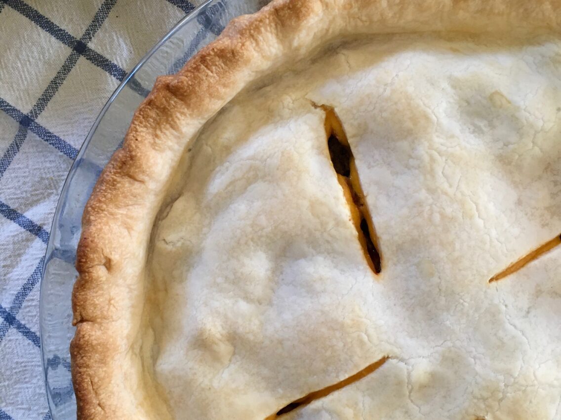 Mom’s Famous Cheeseburger Pie