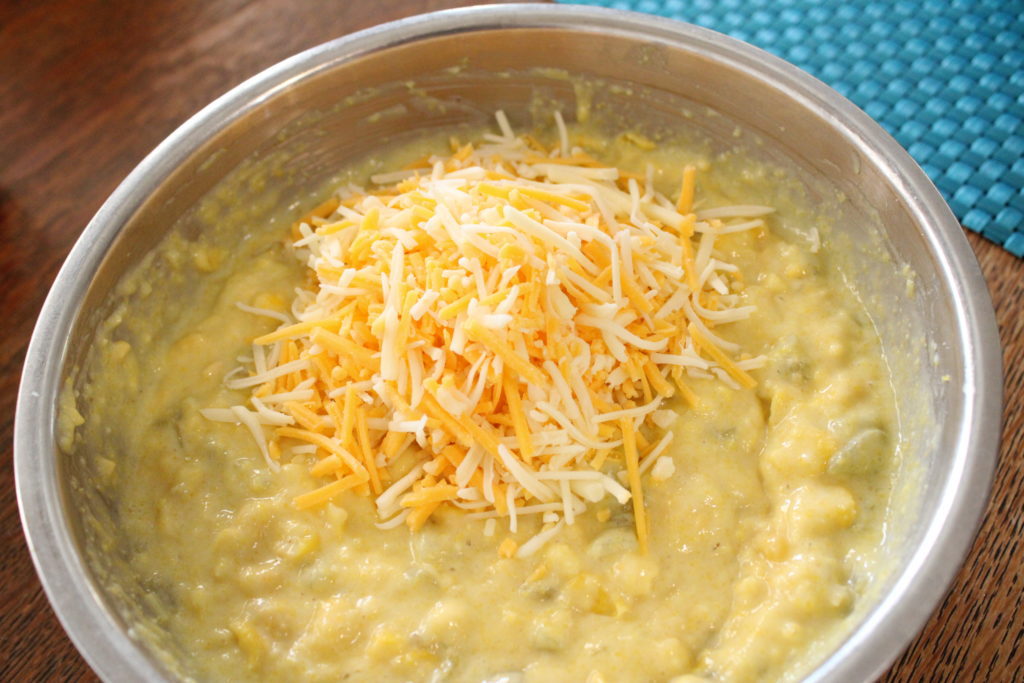 Corn Fritter | Cornbread with Creamed Corn | Cornbread Recipe | Cornbread Cake | Cornbread Casserole | Corn Fritters Easy | Corn Fritters with Bacon | Fall Recipes | Chili Recipes | Six Clever Sisters