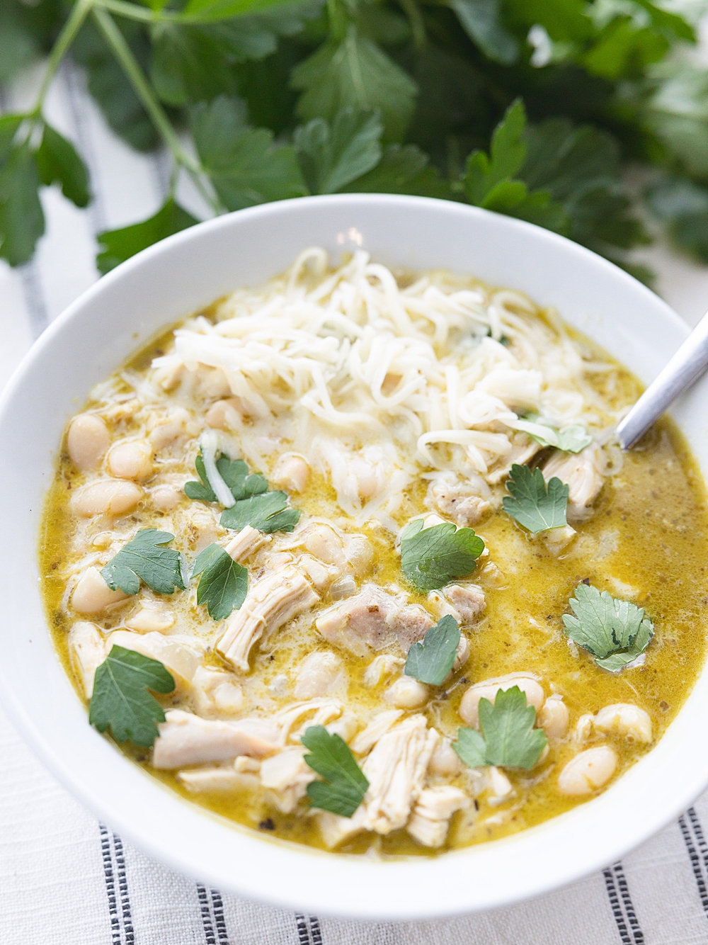 Creamy Pesto Chicken Chili – simple ingredients!