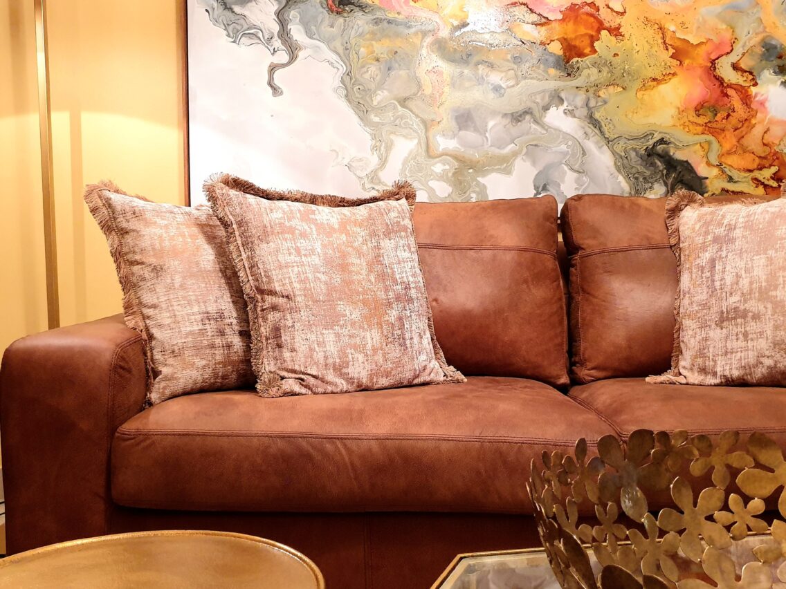 Throw Pillows for Brown Couch