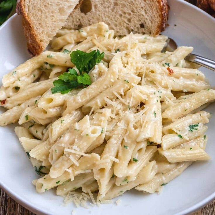 Pasta Side Dishes | Easy Pasta Side Dishes | Best Pasta Side Dishes | Best Pasta Side Dishes | Healthy Pasta Side Dishes | Warm Pasta Side Dishes | Make Ahead Pasta Side Dishes | Pasta Side Dishes BBQ | Baked Pasta Side Dishes | Looking for a pasta side to compliment a meal? This compilation of pasta side dishes has a great variety of pasta side dishes to choose from. #pasta #sidedish #recipe #recipeoftheday #easyside