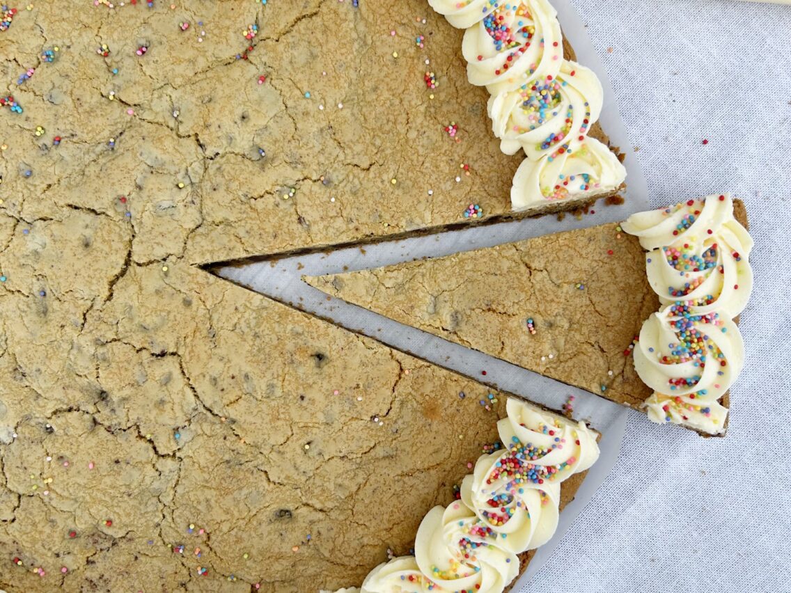 Great American Cookie Cake Copycat Recipe