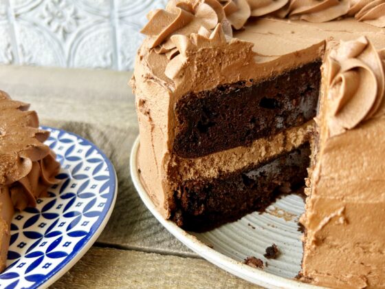 Irresistible Mocha Cake Recipe (with a mix)